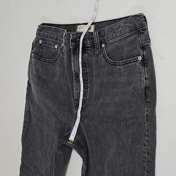 Madewell The Perfect Vintage Jeans in Cosner Wash Distressed - Picture 7 of 16